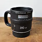 A caneca alvo de estilo pop