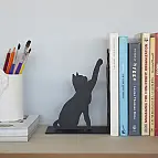 Um suporte para livros muito original