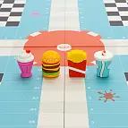 A mecânica do jogo é idêntica à do Parcheesi tradicional.