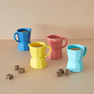 Conjunto de 4 xícaras em forma de cafeteira