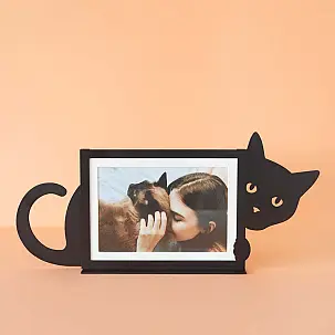 Moldura para fotos com gato a espreitar