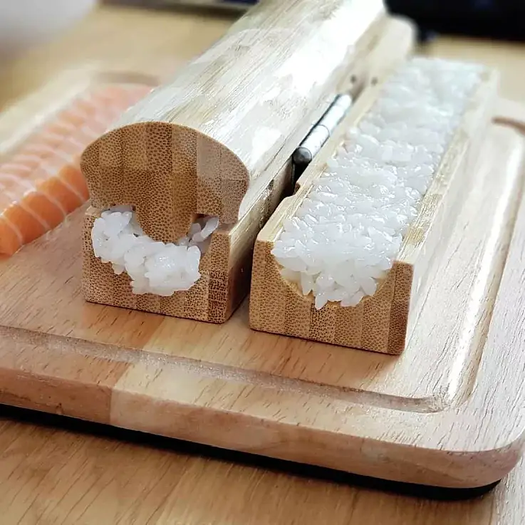 Preparar makis e pãezinhos californianos de forma fácil